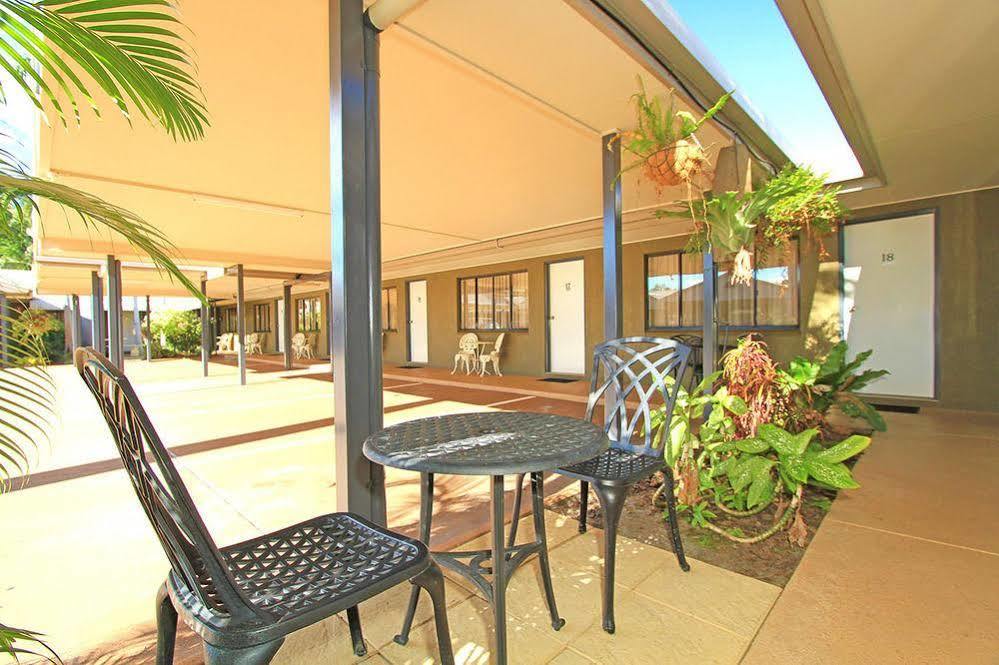 Rockhampton Palms Motor Inn Exterior foto